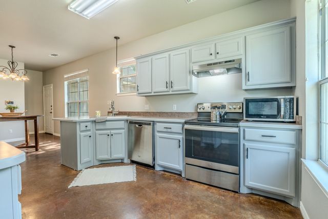 403 Summer Tree Lane, Springtown, TX 76082