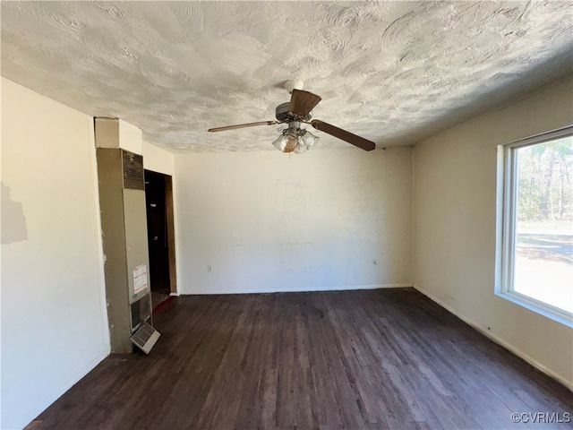 24217 Old Vaughan Road, Dinwiddie, VA 23841