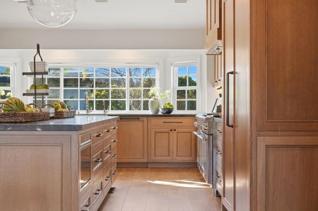 86 Central Avenue, Los Gatos, CA 95030