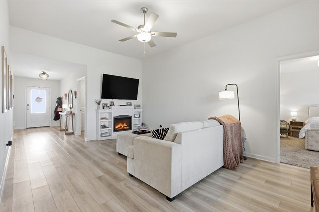 916 American Flyer Boulevard, Fort Worth, TX 76108