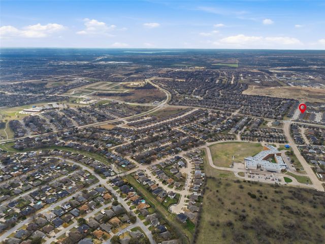 916 American Flyer Boulevard, Fort Worth, TX 76108