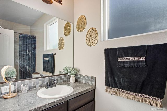 324 4th Street, Berthoud, CO 80513