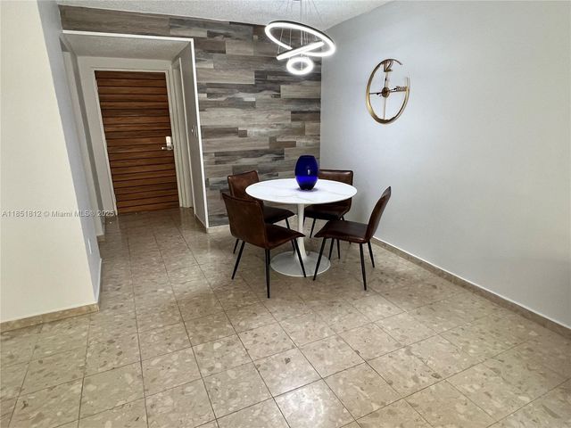 1605 Meridian Ave 202, Miami Beach, FL 33139