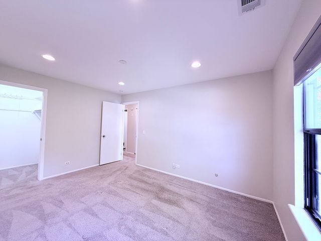 70 Margate Court C2, Schaumburg, IL 60193