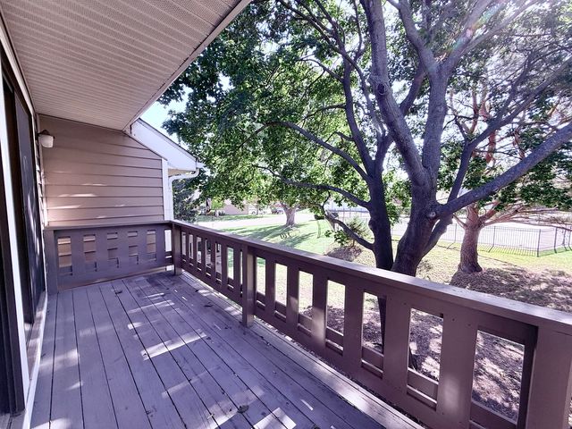 70 Margate Court C2, Schaumburg, IL 60193