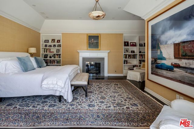 12824 Evanston Street, Los Angeles, CA 90049