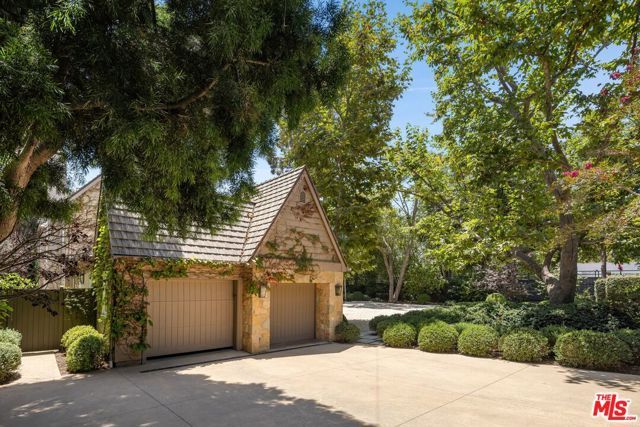12824 Evanston Street, Los Angeles, CA 90049