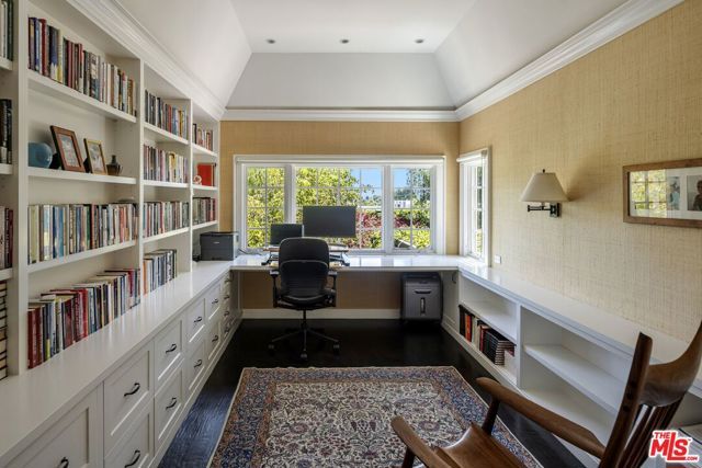 12824 Evanston Street, Los Angeles, CA 90049