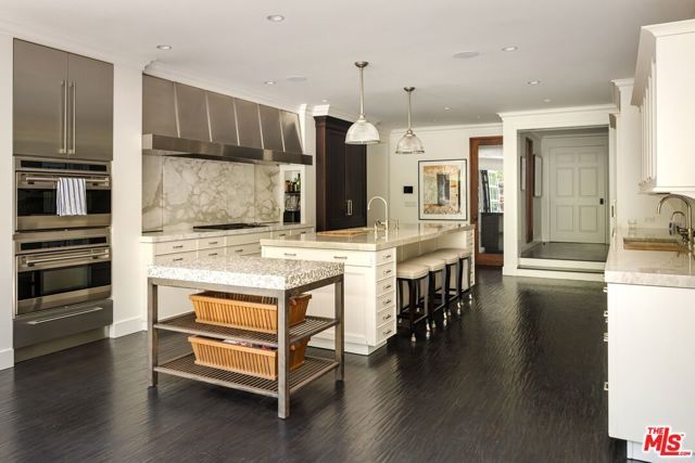 12824 Evanston Street, Los Angeles, CA 90049