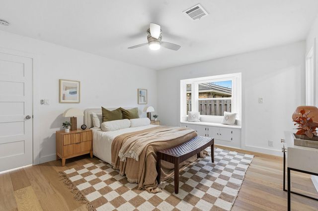 2005 Oakglen DR, Austin, TX 78745