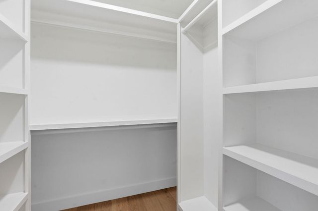 2005 Oakglen DR, Austin, TX 78745