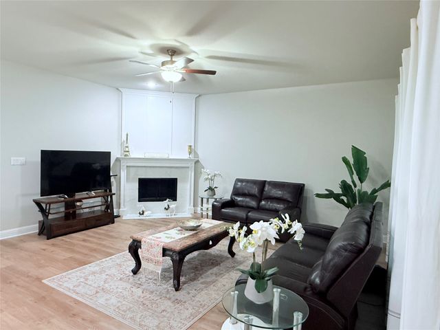 208 Hardwood Trail, Anna, TX 75409