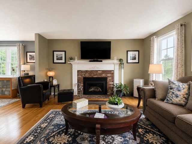 6 Carefree Way, Harwich, MA 02645