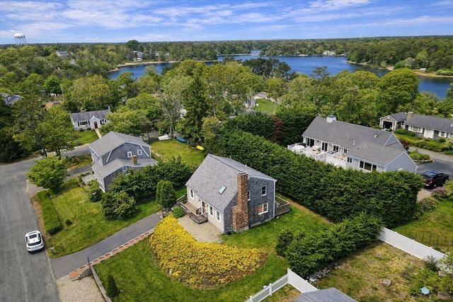 6 Carefree Way, Harwich, MA 02645