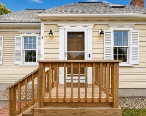 6 Carefree Way, Harwich, MA 02645