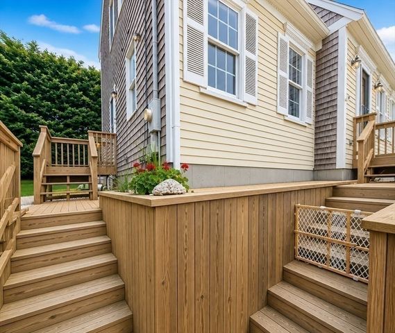 6 Carefree Way, Harwich, MA 02645