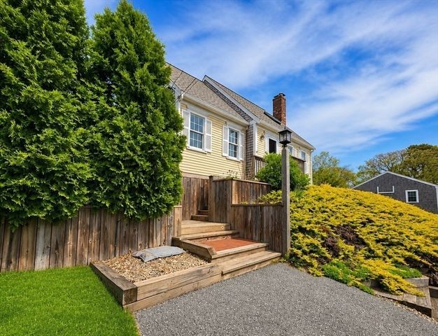 6 Carefree Way, Harwich, MA 02645