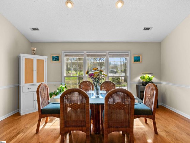 4 Flagstone Court, Simpsonville, SC 29681