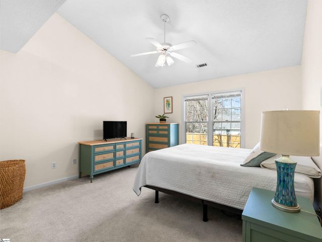 4 Flagstone Court, Simpsonville, SC 29681