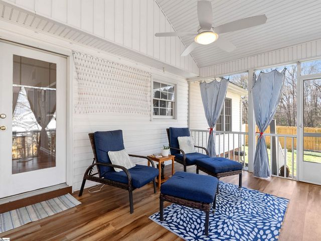 4 Flagstone Court, Simpsonville, SC 29681