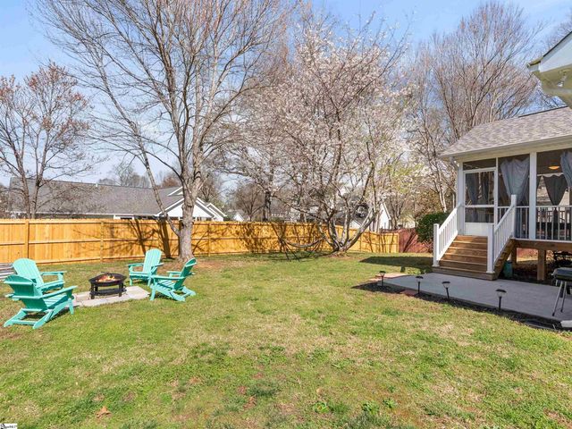 4 Flagstone Court, Simpsonville, SC 29681