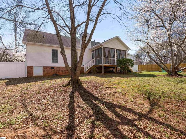 4 Flagstone Court, Simpsonville, SC 29681