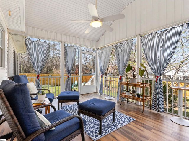 4 Flagstone Court, Simpsonville, SC 29681