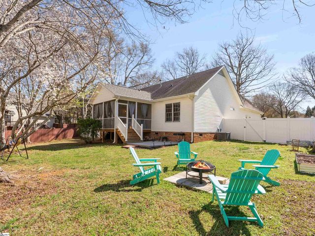 4 Flagstone Court, Simpsonville, SC 29681