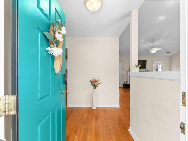 4 Flagstone Court, Simpsonville, SC 29681