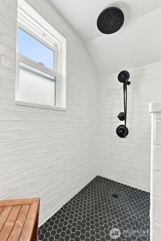 1102 SW 124th Street, Burien, WA 98146