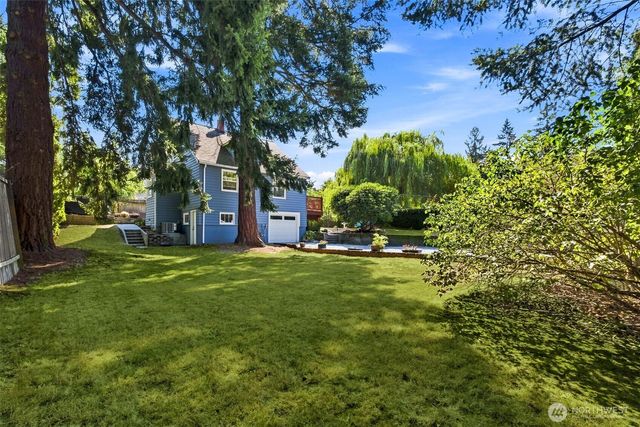 1102 SW 124th Street, Burien, WA 98146