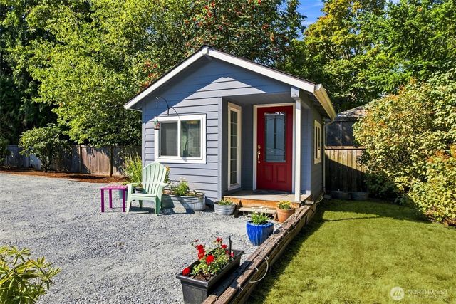 1102 SW 124th Street, Burien, WA 98146