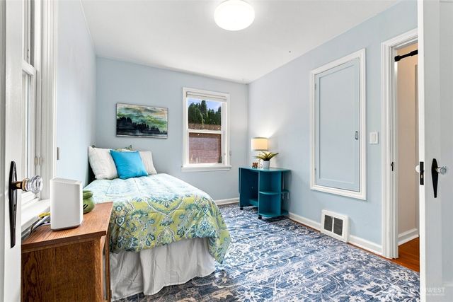 1102 SW 124th Street, Burien, WA 98146