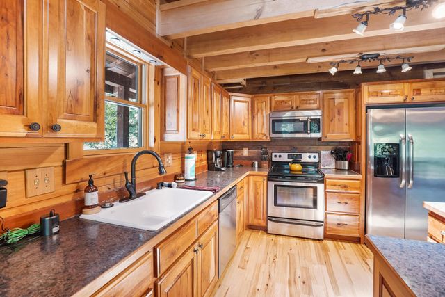 18188 Buckingham Road, Logan, OH 43138