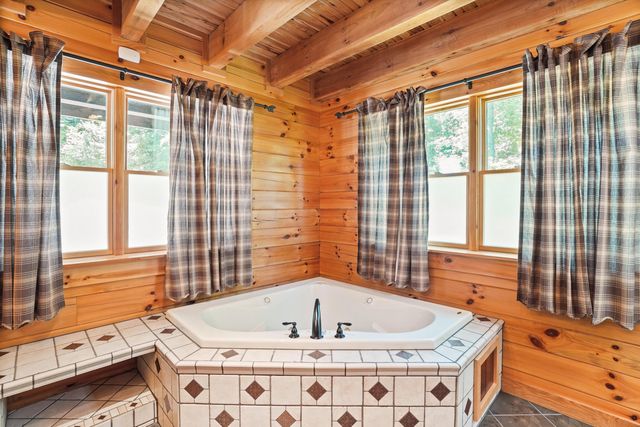 18188 Buckingham Road, Logan, OH 43138