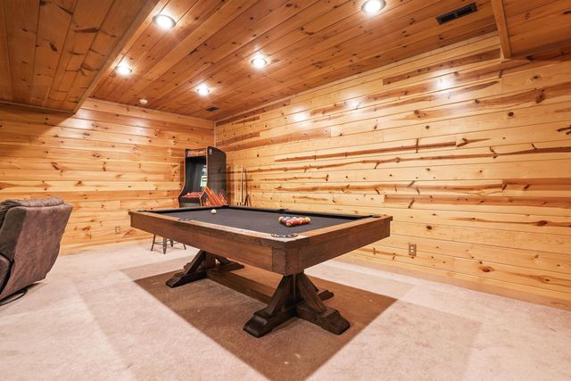 18188 Buckingham Road, Logan, OH 43138