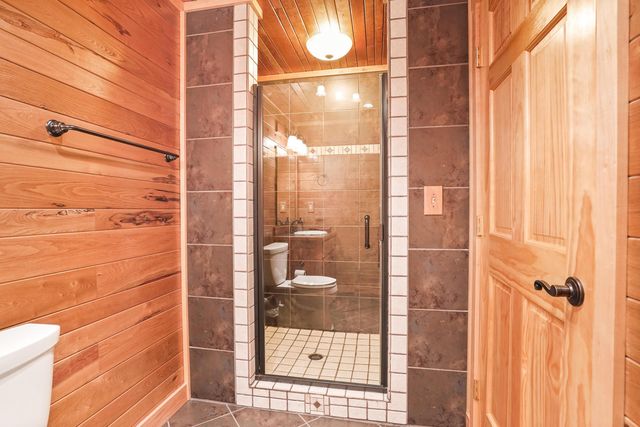 18188 Buckingham Road, Logan, OH 43138