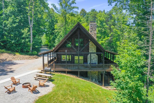 18188 Buckingham Road, Logan, OH 43138