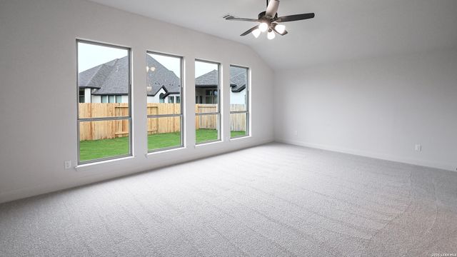 1734 Gyst Road, Seguin, TX 78155