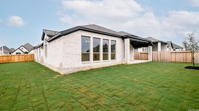 1734 Gyst Road, Seguin, TX 78155