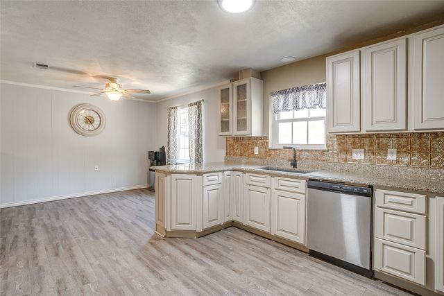 2617 Magnolia Drive, Irving, TX 75062
