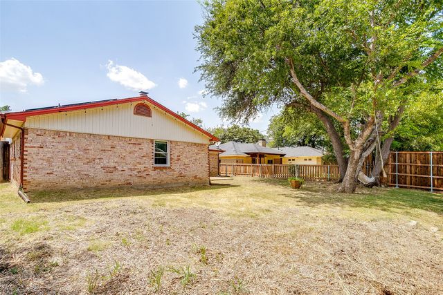 2617 Magnolia Drive, Irving, TX 75062