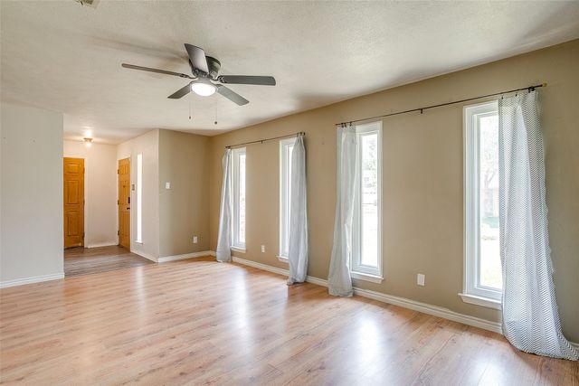 2617 Magnolia Drive, Irving, TX 75062