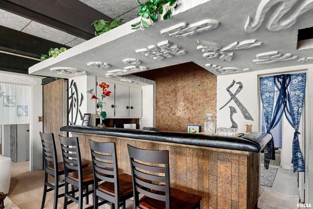 9156 N TIMBER Lane, Peoria, IL 61615