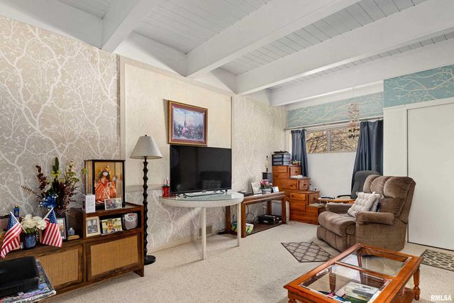 9156 N TIMBER Lane, Peoria, IL 61615