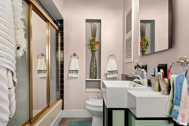 9156 N TIMBER Lane, Peoria, IL 61615