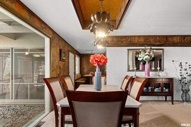 9156 N TIMBER Lane, Peoria, IL 61615