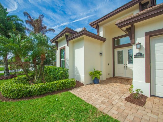 445 Wingate Terrace SW, Vero Beach, FL 32968