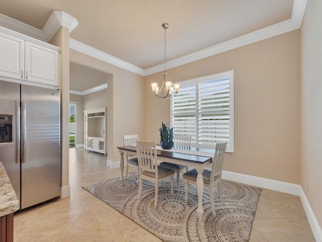 445 Wingate Terrace SW, Vero Beach, FL 32968