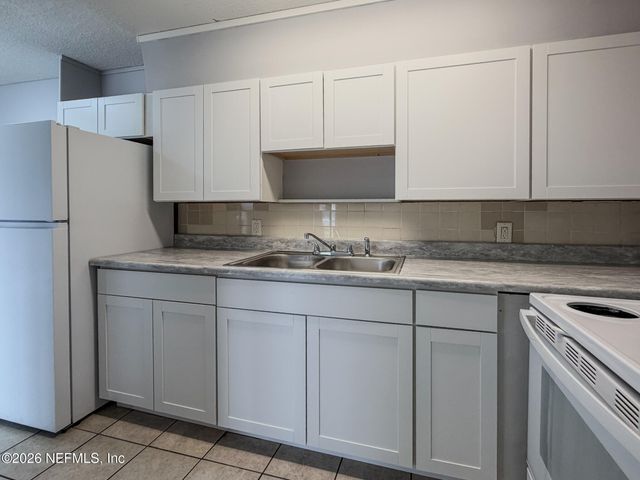 1124 WOODRUFF Avenue 3, Jacksonville, FL 32205